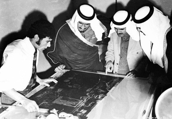 الملك سلمان يعزي في وفاة ملك الصحافة السعودية تركي السديري
