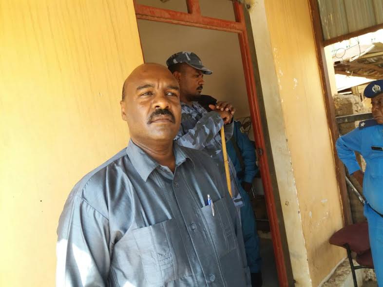 “الشرطة” تخلي مقر اتحاد الكرة السوداني بالقوة الجبرية تنفيذاً لقرار وزارة العدل