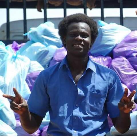 ناشطون في بورتسودان وكسلا ينظمون حملات مناصرة للطالب عاصم عمر