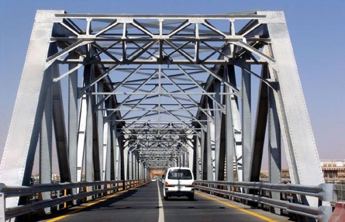 سودانيون ضد الفساد: كُلفة صيانة كبري النيل الأزرق تساوي نفقة إنشاء جسرين