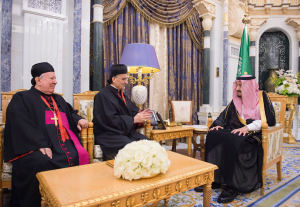 الملك سلمان يبحث والبطريرك الراعي دور الأديان في تعزيز التسامح