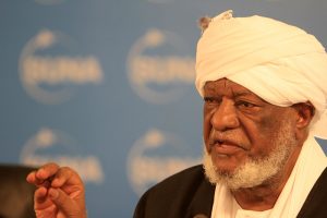 رئيس هيئة علماء السودان يطالب الدولة بمنح وسائل الإعلام مزيداً من الحرية