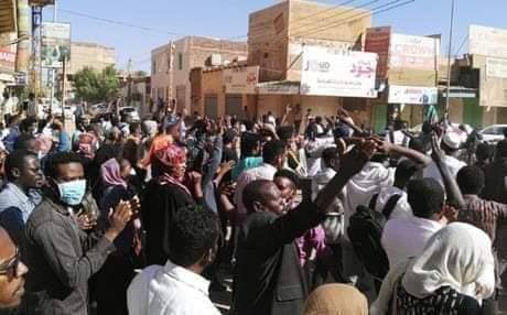 تجمع الكتاب والشعراء والفنانين: هذا النظام زالَ وانمحق في قلوب السودانيين
