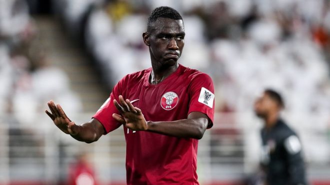 قبل نهائي آسيا: الإمارات تشكك في قانونية  قطر اثنين من لاعبيها