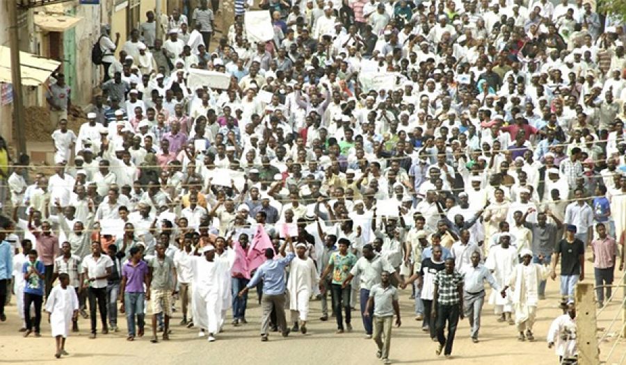 الجزيرة عن سيناريوهات السودان: رحل البشير وبقي النظام