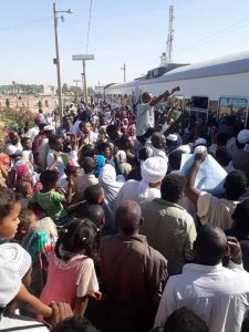 لجنة العمل الميداني بقوى الحرية والتغيير:  سنواصل فتح مسار القطار حتى الاثنين 20 مايو