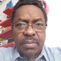 الصحفيون السودانيون بالسعودية ينعون عادل حجر