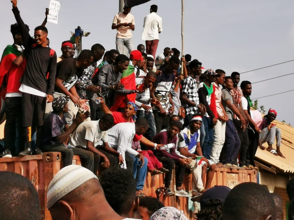 كندا تدعو السودانيين إلى تعزيز روح التعاون  والإسراع في تكوين الحكومة المدنية