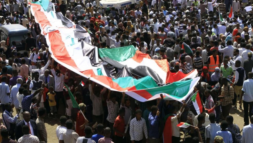 انطلاق مواكب “السودان الوطن الواحد” بمشاركة قيادات الحرية والتغيير