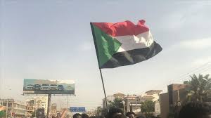 مواكب في الخرطوم تطالب بتفويض الجيش لاستلام السلطة