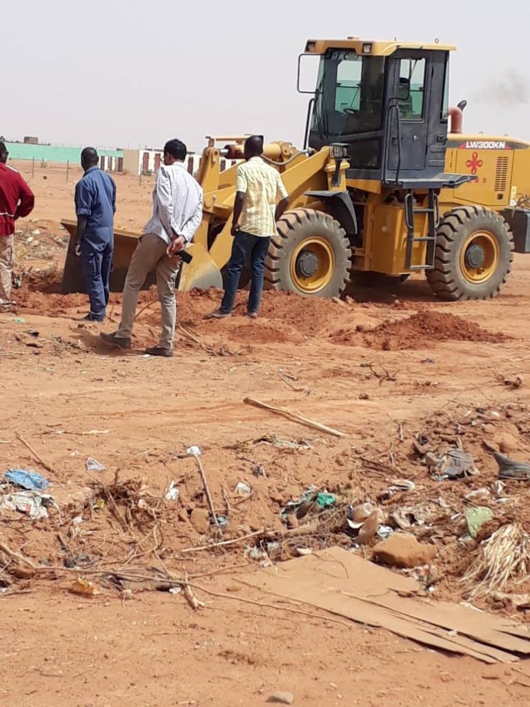 نقلت الرفات لمكان  خاص… بعد اكتمال نبش قبور شهداء 28 رمضان