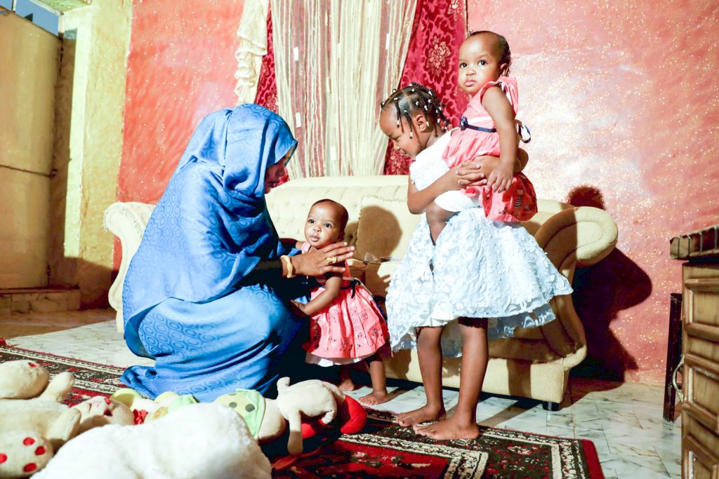 قانونية لـ “التحرير”:  15 زيجة تتم يومياً لطفلات في ولاية الخرطوم