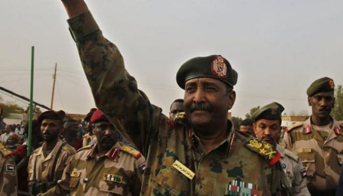 البرهان: الدعم السريع قدم نماذج تحتذى لخدمة الشعب السوداني
