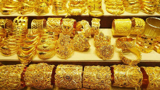 إنتعاش سوق الذهب محليا توافقا مع سعر ارتفاع الدولار