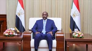 رئيس مجلس السيادة يعود للبلاد بعد زيارة لجنوب السودان