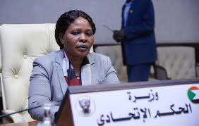 وزير الحكم الاتحادي تصف تجربة السودان في الحكم المحلي خلال حكم الانقاذ بالمريرة