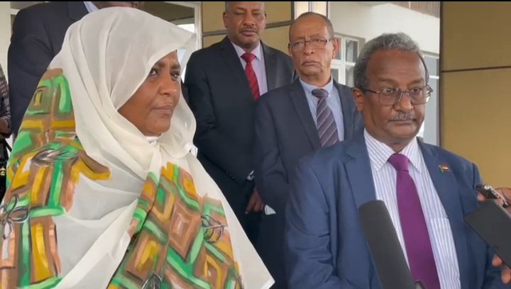 وزيرة الخارجية تلتقي رئيس الاتحاد الافريقي وتشرح موقف السودان