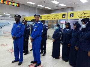 شفاء عاملين في جوازات مطار الخرطوم من كورونا