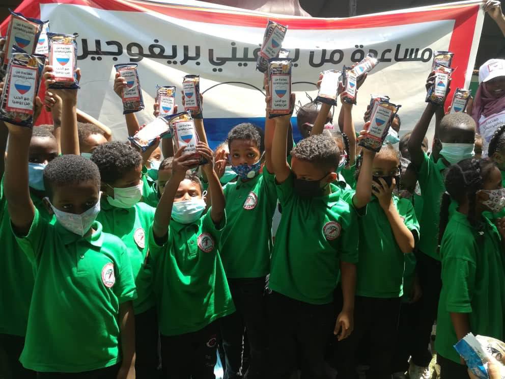 ناشطون يشيدون بالمبادرات الانسانية الروسية في السودان