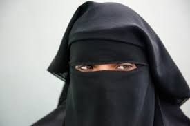 صوت الحكمة: قرار (العدل الأوروبية) بحظر الحجاب انتهاك لحقوق المسلمات