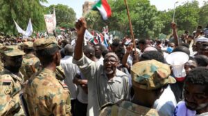 جمعية الصحفيين السودانيين تدين بقوة التحرك العسكري ضد المدنية