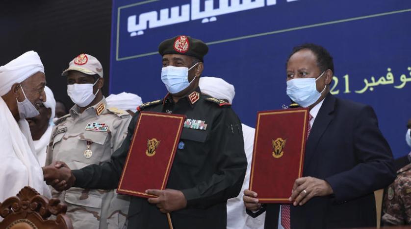 رئيس حزب الأمة: الجيش السوداني يعيد رئيس الوزراء المخلوع حمدوك بعد التوصل لاتفاق