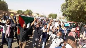 الآلاف يخرجون إلى شوارع العاصمة الخرطوم في مسيرات تطالب بمدنية الدولة