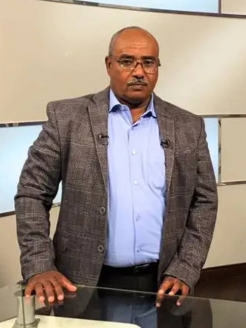 في أول انتخابات حرة منذ 33 عاماً.. فوز عبدالمنعم أبو إدريس بمنصب نقيب الصحفيين السودانيين