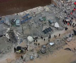 ارتفاع ضحايا الزلزال في تركيا وسوريا