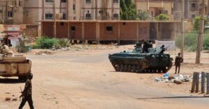 الجيش يستهدف تمركزات الدعم السريع جنوب وشرق الخرطوم
