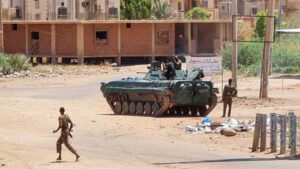 طرفا الحرب السودانية ينظران إلى دارفور بآمال النصر