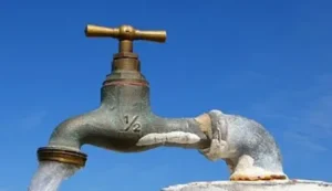 وصول الإمداد المائي إلى عدد من أحياء الخرطوم