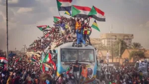 “في ذكرى ٣٠ يونيو”.. ٢٠ جسما وحزبا سياسيا: لا مكان للمشاريع الشمولية ونعم لوقف الحرب واستعادة مقاصد الثورة