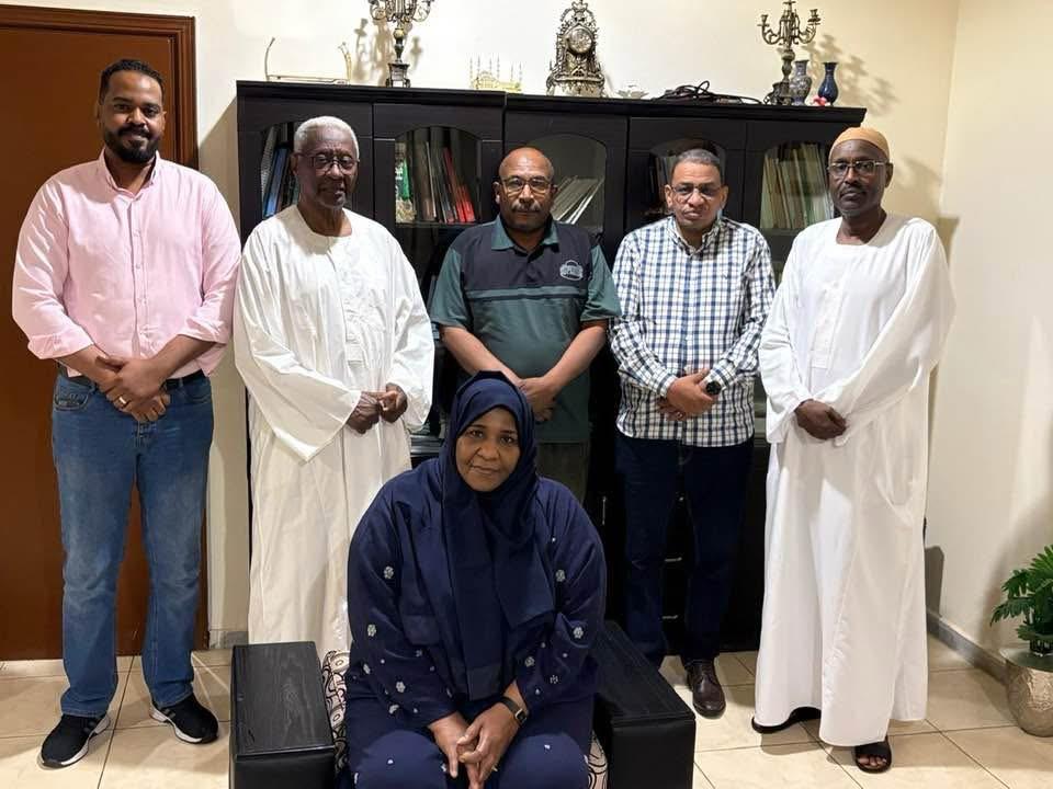 رابطة هلالاب جدة تسجّل لمسة وفاء للدكتور صلاح التجاني