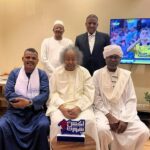 تكريماً لمسيرة تجاوزت الخمسين عاماً.. «آكشن سبورت» تهدي درعها للبروف
