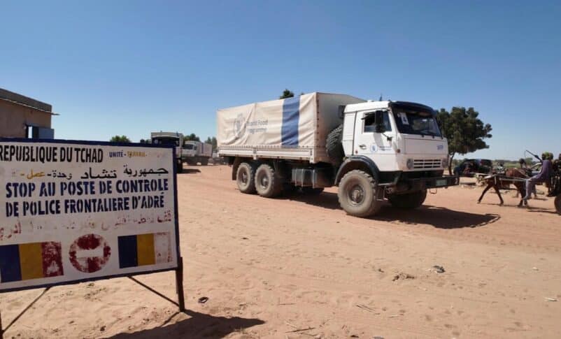 الحكومة السودانية تعلن تمديد فتح معبر أدري الحدودي لتسهيل مرور المساعدات الإنسانية