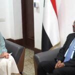 وزير الخارجية يتسلم أوراق اعتماد المنسق المقيم للأمم المتحدة للشئون الإنسانية بالسودان