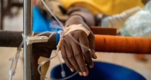 تجمع الأطباء الديمقراطيين يطلق نداءً عاجلاً لاحتواء الأوبئة في السودان