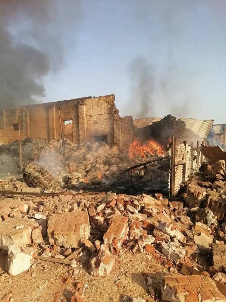 لجان مقاومة الفاشر تُحمل قيادات الدولة ودارفور مسؤولية الإنهيار الكامل بالمدينة