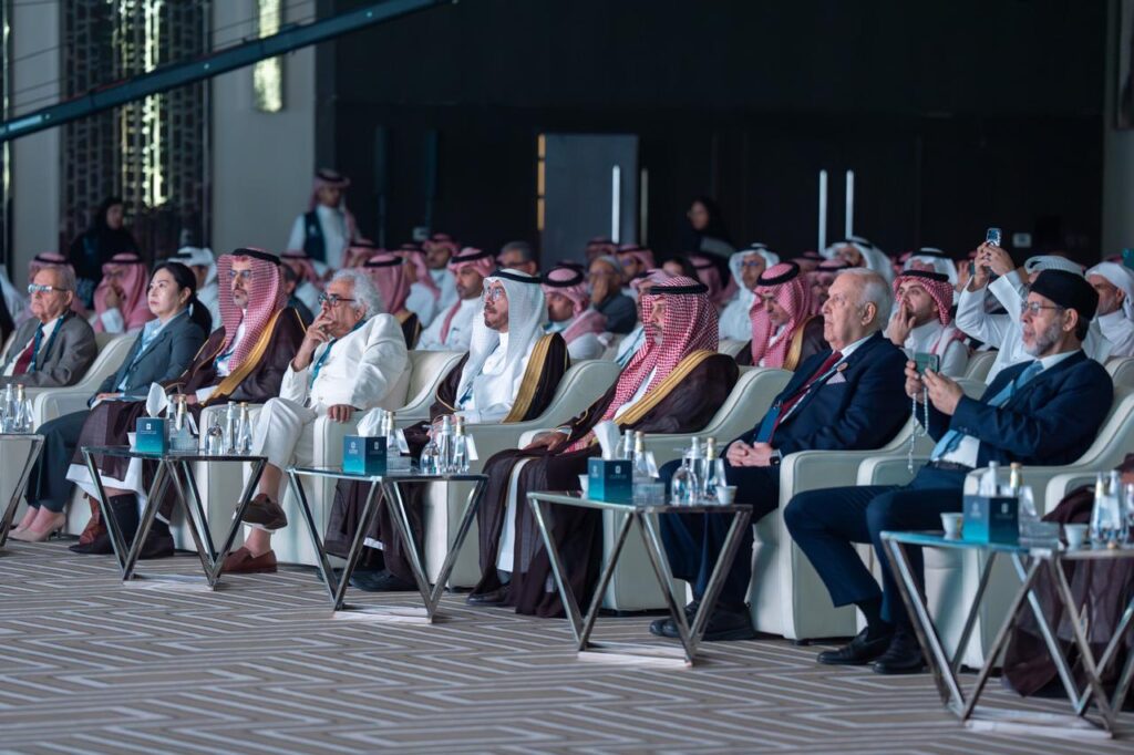 انطلاق المؤتمر السنوي الدولي الرابع لمجمع الملك سلمان العالمي للغة العربية برعاية وزير الثقافة السعودي