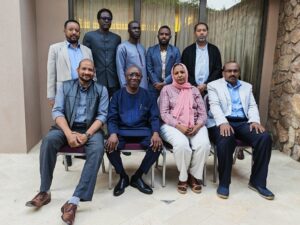 صمود” يلتقي بمبعوث الإيقاد الخاص في نيروبي ويبحث معه الأوضاع بالسودان وضرورة حماية المدنيين