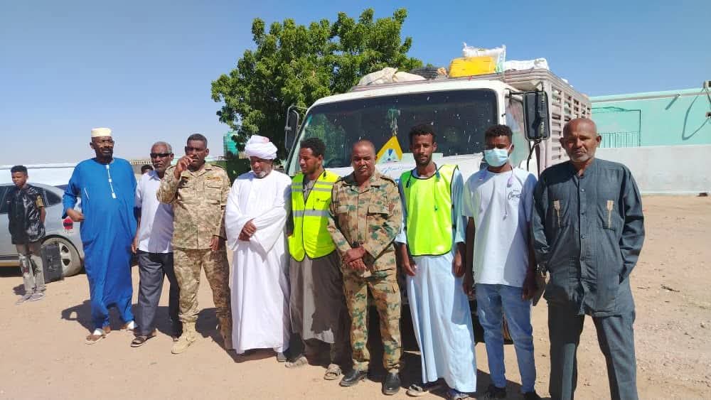 تدشين قافلة مبادرة شباب السكوت للنازحين بالدبة .