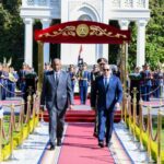 البرهان يلتقي السيسي في القاهرة ومصر تؤكد دعمها لوحدة السودان وترفض أي مساس بمؤسساته