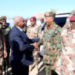 البرهان: عدم حرمان أي سوداني من استخراج الأوراق الثبوتية وإن كان لديه بلاغات