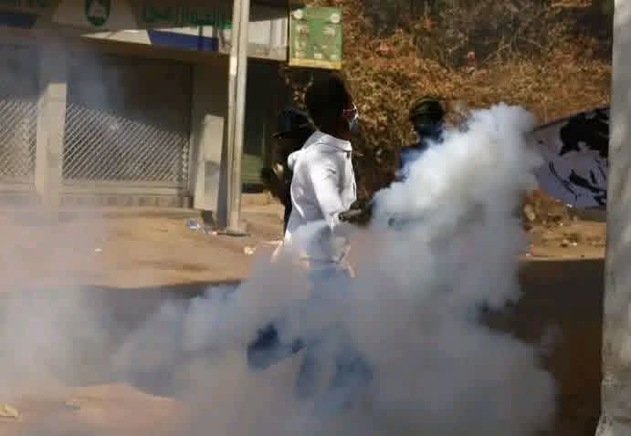 خروج مواكب بأمدرمان إحياءً  لذكرى ثورة ديسمبر