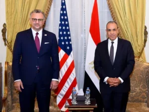 عبد العاطي وبولس يؤكدان رفضهما لأي محاولات لتقسيم السودان ويشددان على أهمية التنسيق في إطار الرباعية عبد العاطي وبولس يؤكدان رفضهما لأي محاولات لتقسيم السودان ويشددان على أهمية التنسيق في إطار الرباعية