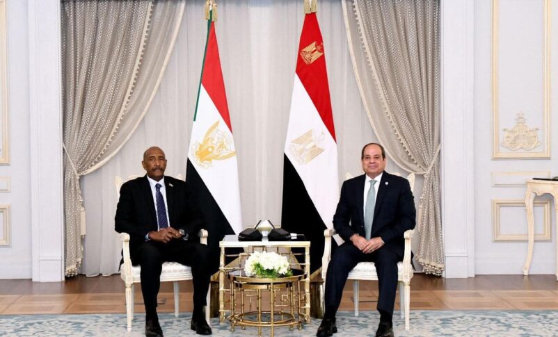 البرهان يزور القاهرة اليوم