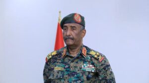 الجيش يناقش مقترحا سعوديا أميركيا للهدنة وإنهاء الحرب في السودان الجيش يناقش مقترحا سعوديا أميركيا للهدنة وإنهاء الحرب في السودان