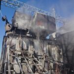 استهداف محطة كهرباء الأبيض بطائرات مسيرة يتسبب في توقف الإمداد الكهربائي