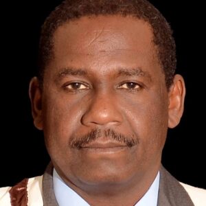 استقالة أمين الشؤون العلمية بجامعة الخرطوم احتجاجًا على تعرضه لضغوط خارجية للسكوت عن تجاوزات وتزوير شهادات استقالة أمين الشؤون العلمية بجامعة الخرطوم احتجاجًا على تعرضه لضغوط خارجية للسكوت عن تجاوزات وتزوير شهادات